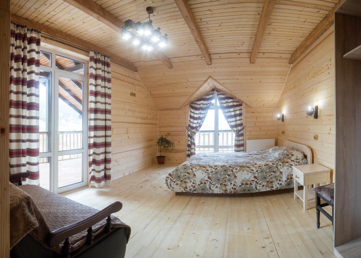 Villa Karpatska Oselia Verkhovyna Esterno foto